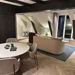 Ascot Hotel