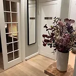 1-Bedroom Apartment With Park View Frederiksberg