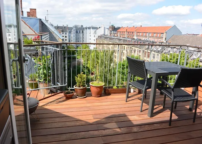 Sunny And Charming Loft