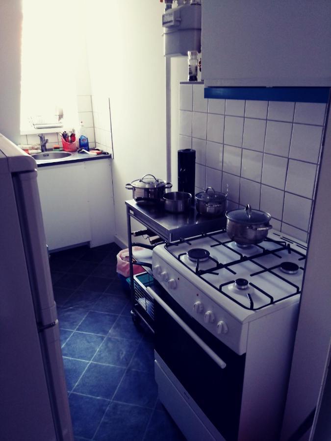 Cosy Near Valby Parc Apartment *