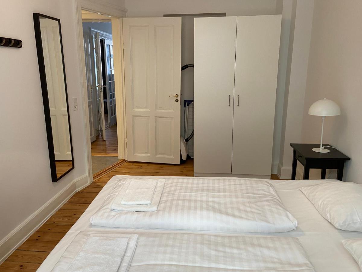 Apartment Bright 2-bedroom In Elegant Osterbro Copenhagen