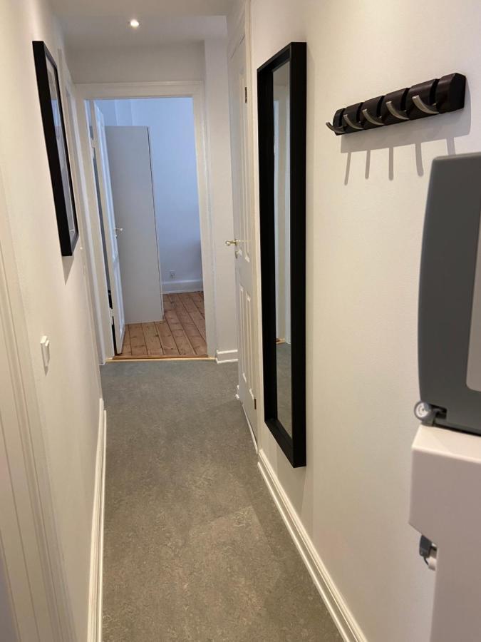 Bright 2-bedroom In Elegant Osterbro Apartment Copenhagen
