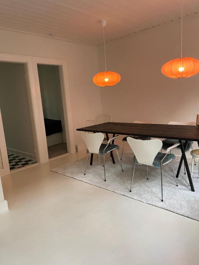 Apartment Ultra Location