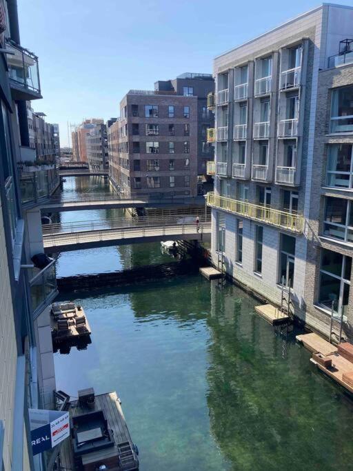 Huoneisto With Canal View