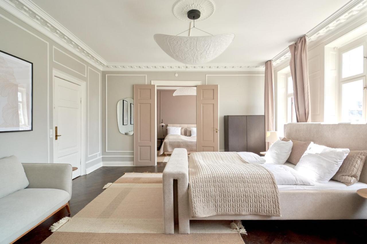 220sqm Designer - Center - Private Balcony * København