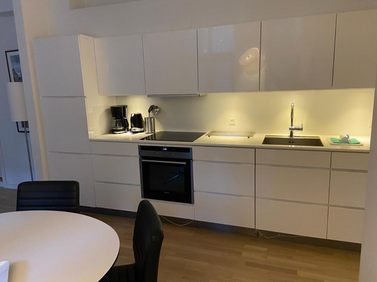 Center 688 Apartment *
