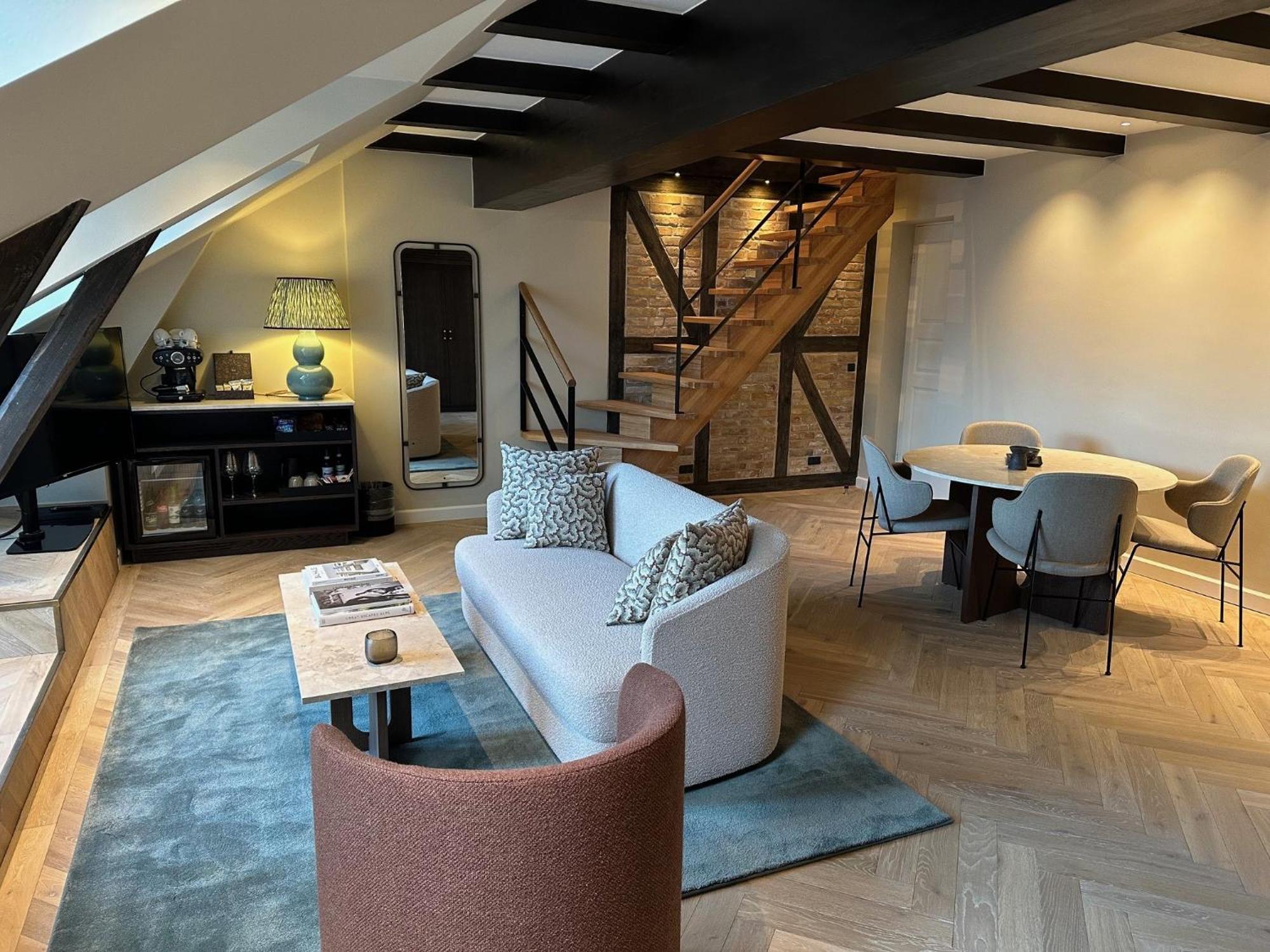Hotel Ascot 4*