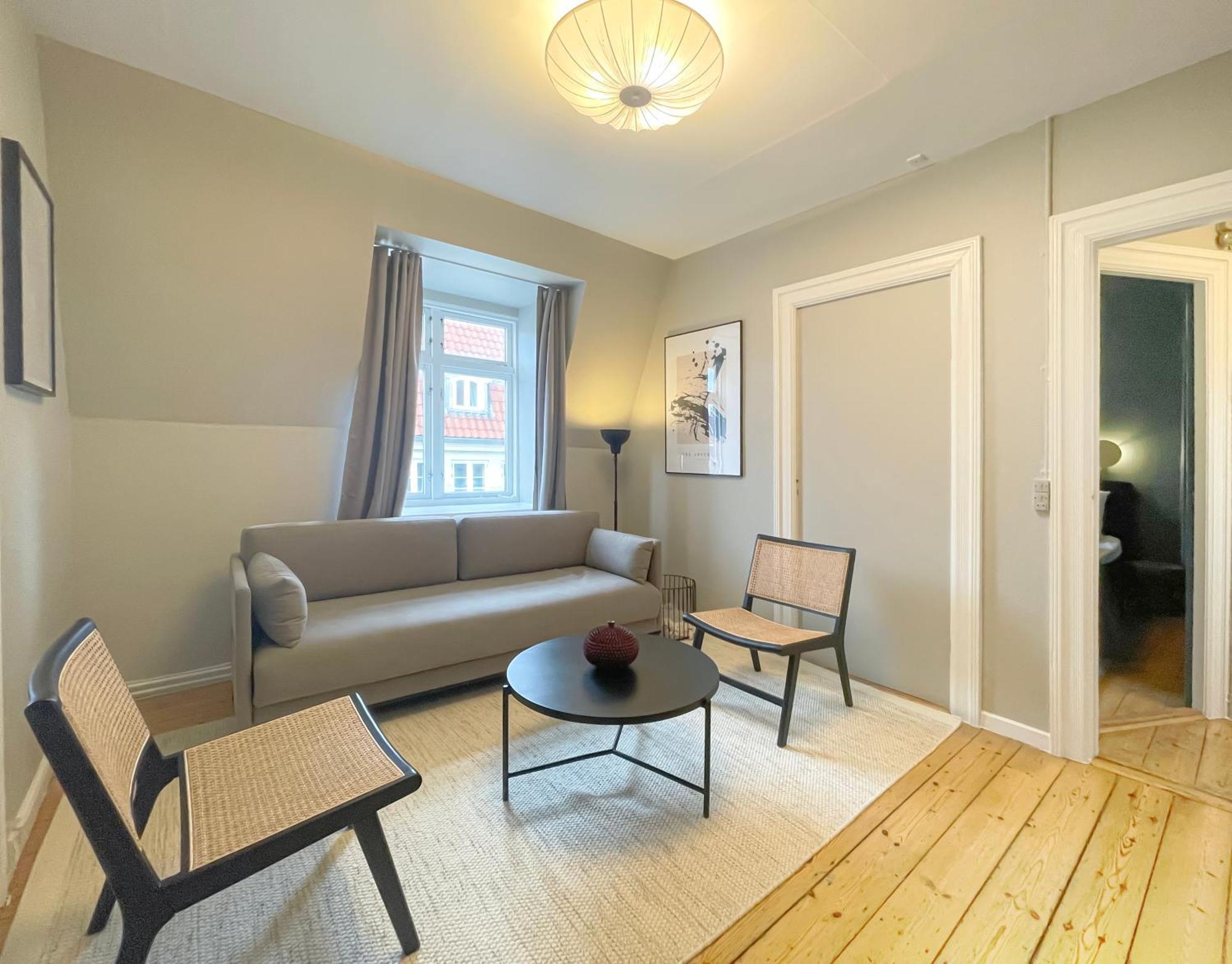 Apartment Rustic & Cozy 2br In Heart Of Cph By Stroget Copenhagen