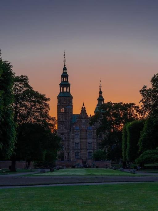 2br Next To The Lakes * Copenhagen