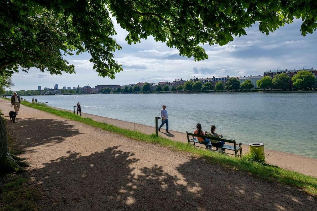 2br Next To The Lakes Apartment Copenhagen