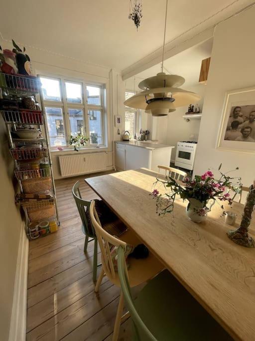 Apartment The Heart Of Norrebro Apartment, Sleeps 4 People