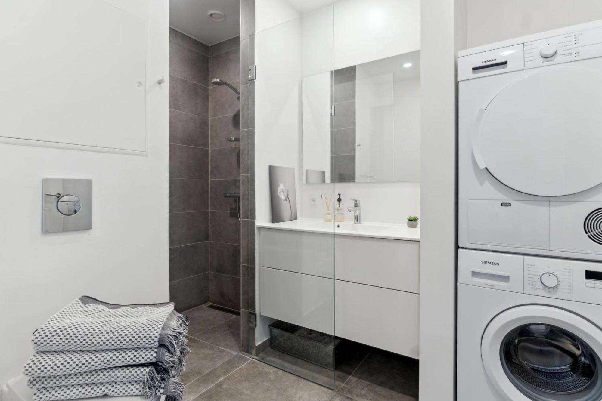 Apartment 2br M Privat Balkon - K *