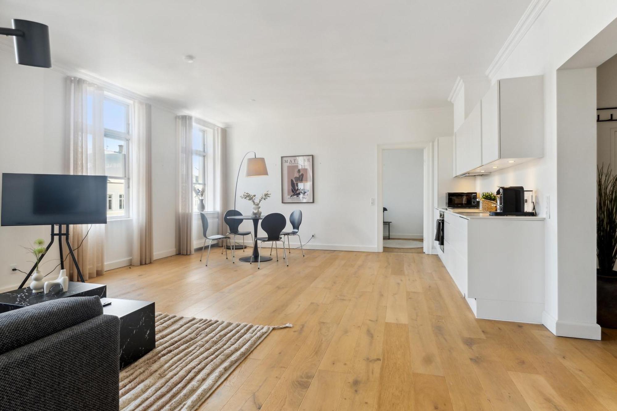 2br M Privat Balkon - K *