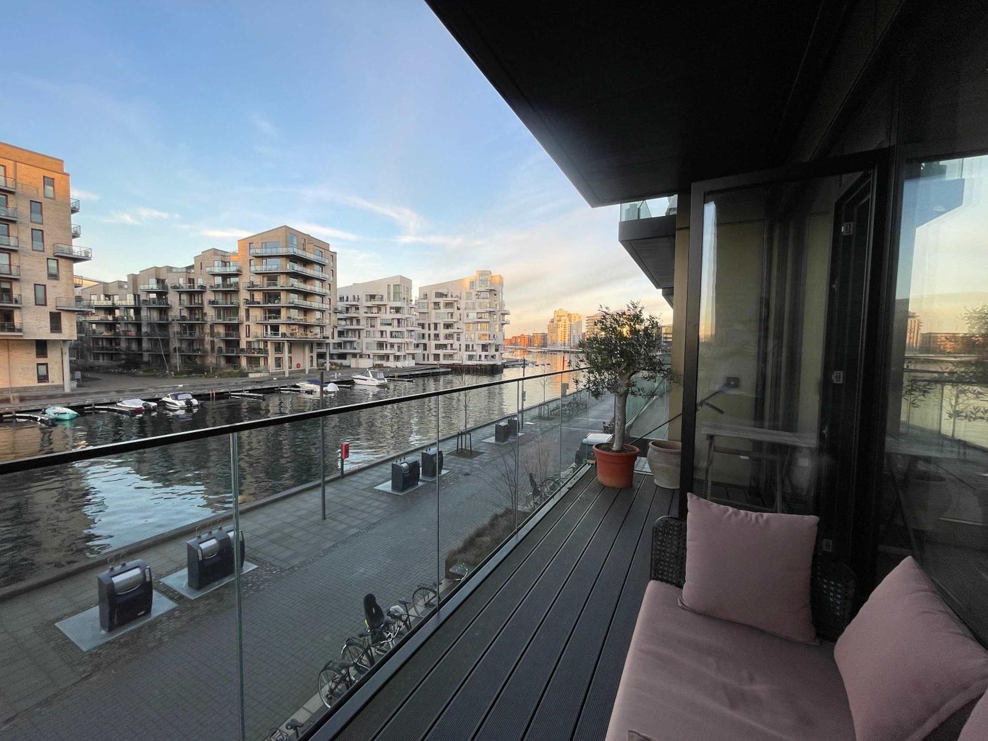 Apartment Water Front View - Exclusive *