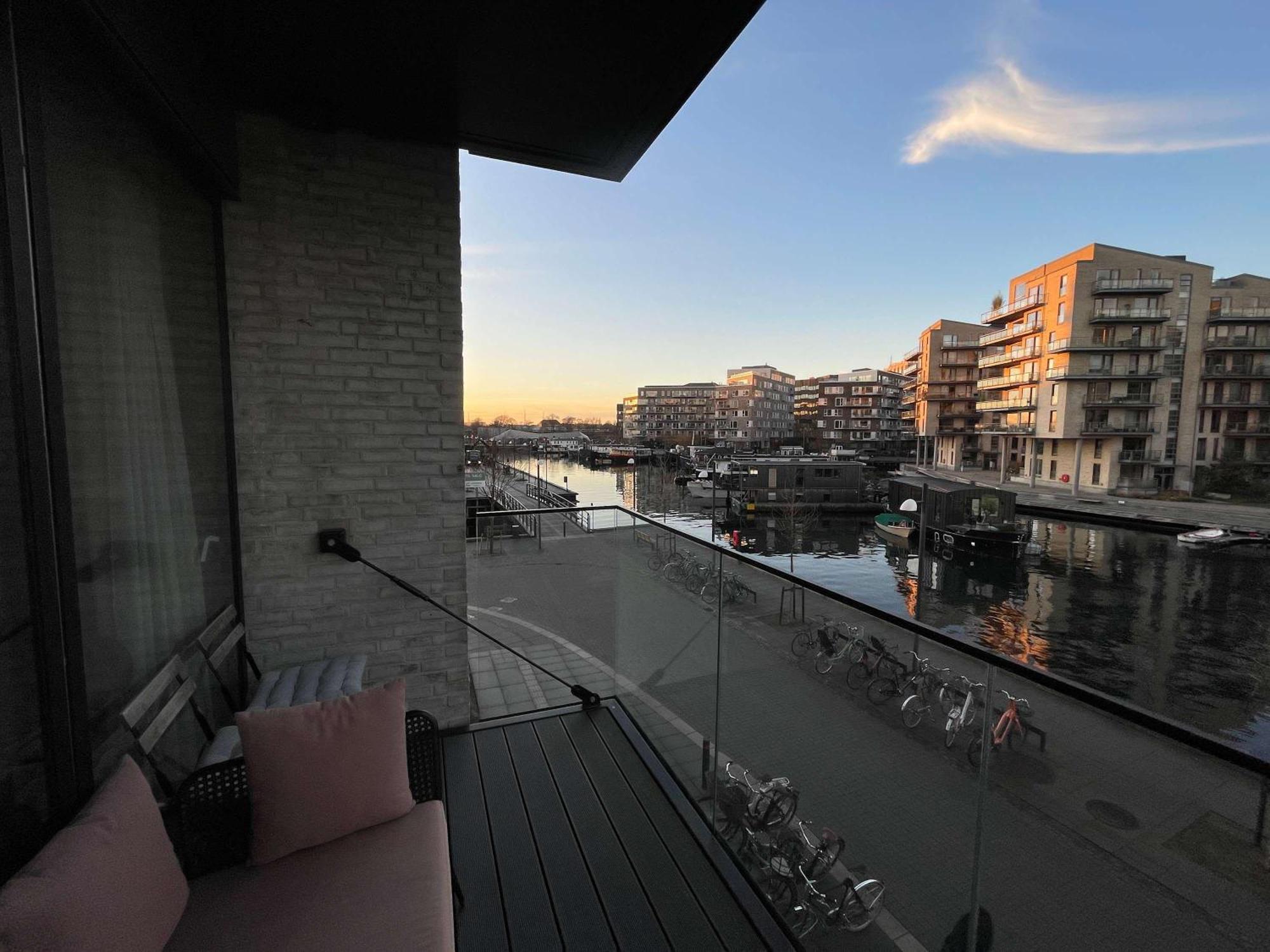 Water Front View - Exclusive Apartment