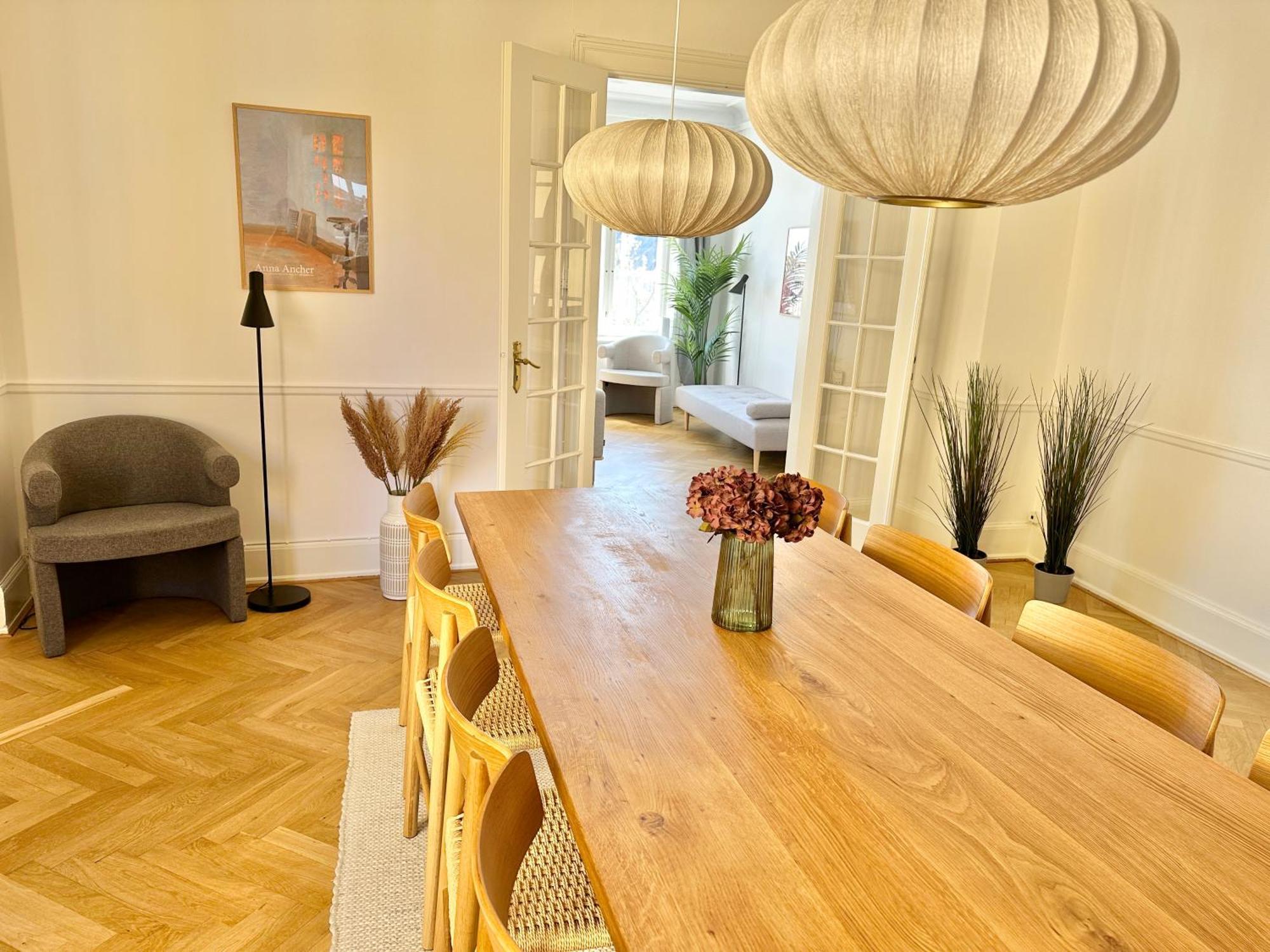 Apartment Deluxe 4 Bedrooms 180 M2 Canal View Prime Location