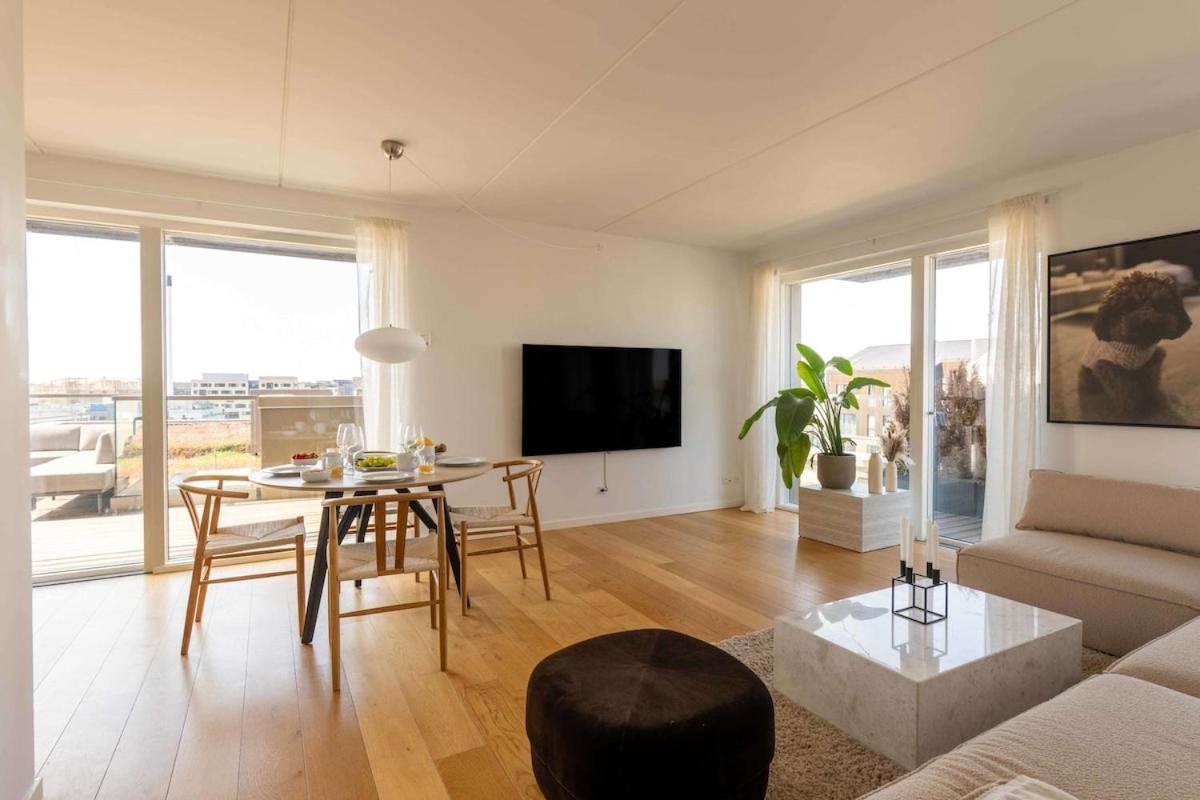 Lejlighed Modern Penthouse With Rooftop In Enghave Brygge *