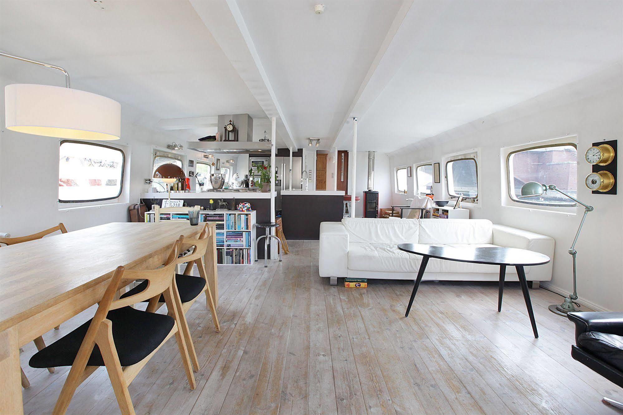 Houseboat Copenhagen