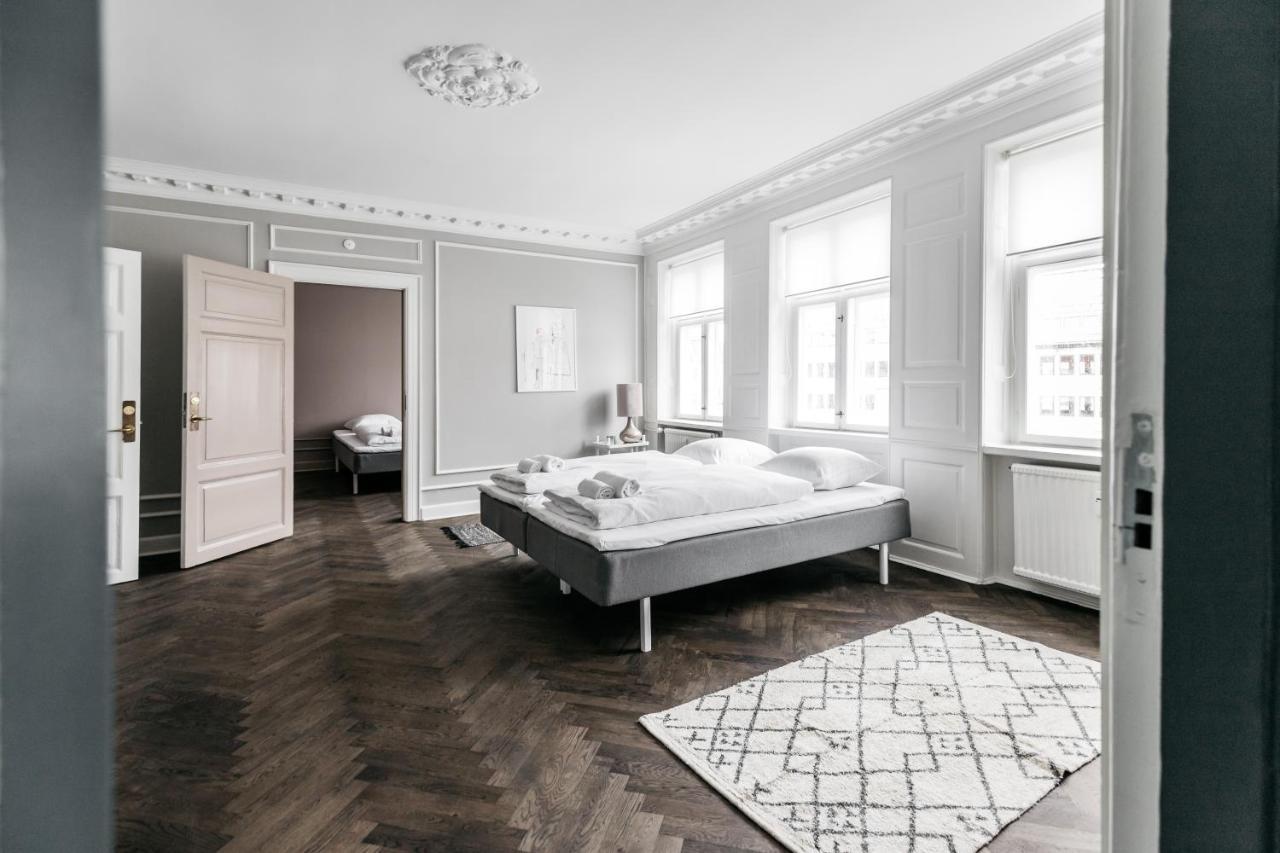 Hauser Luxury
