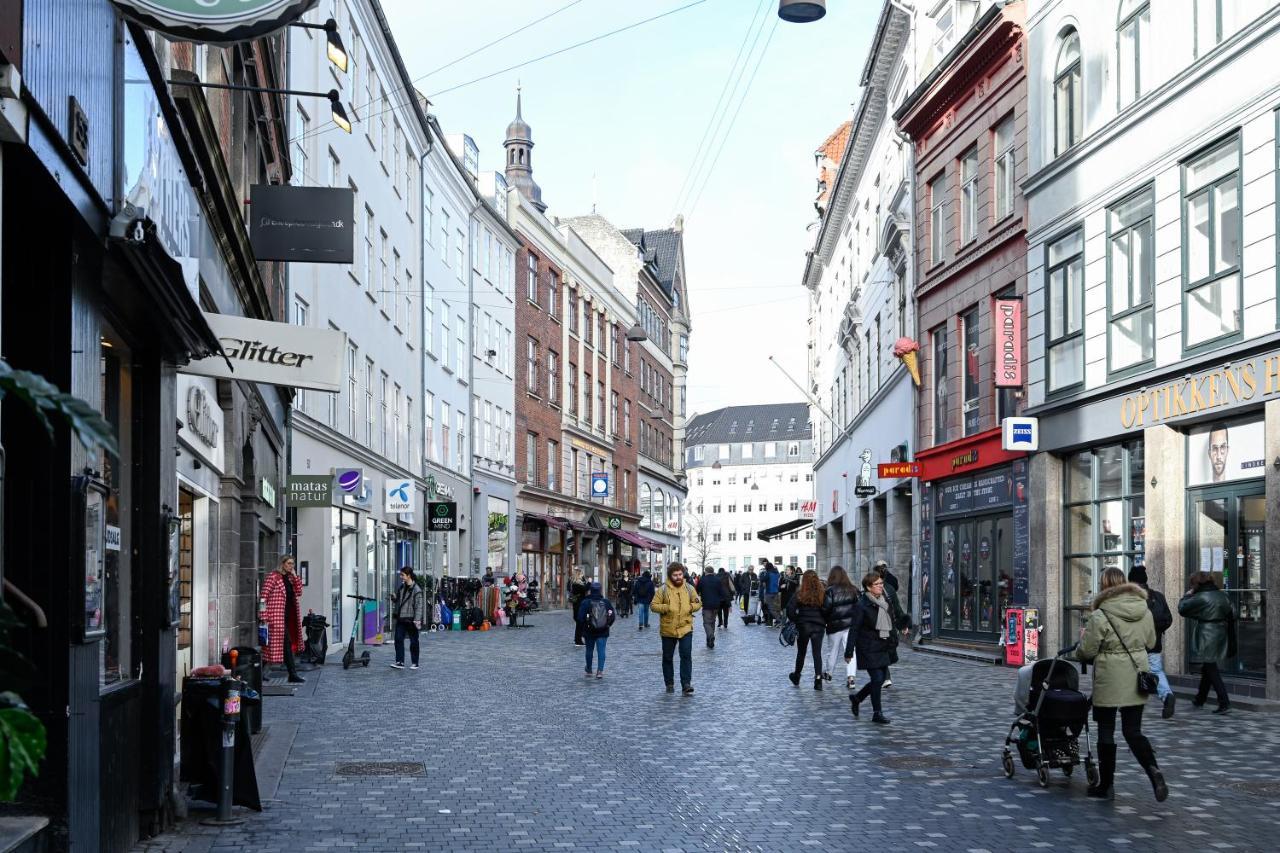Sanders Tower - Cozy Two-bedroom In Charming Appartamento Copenaghen