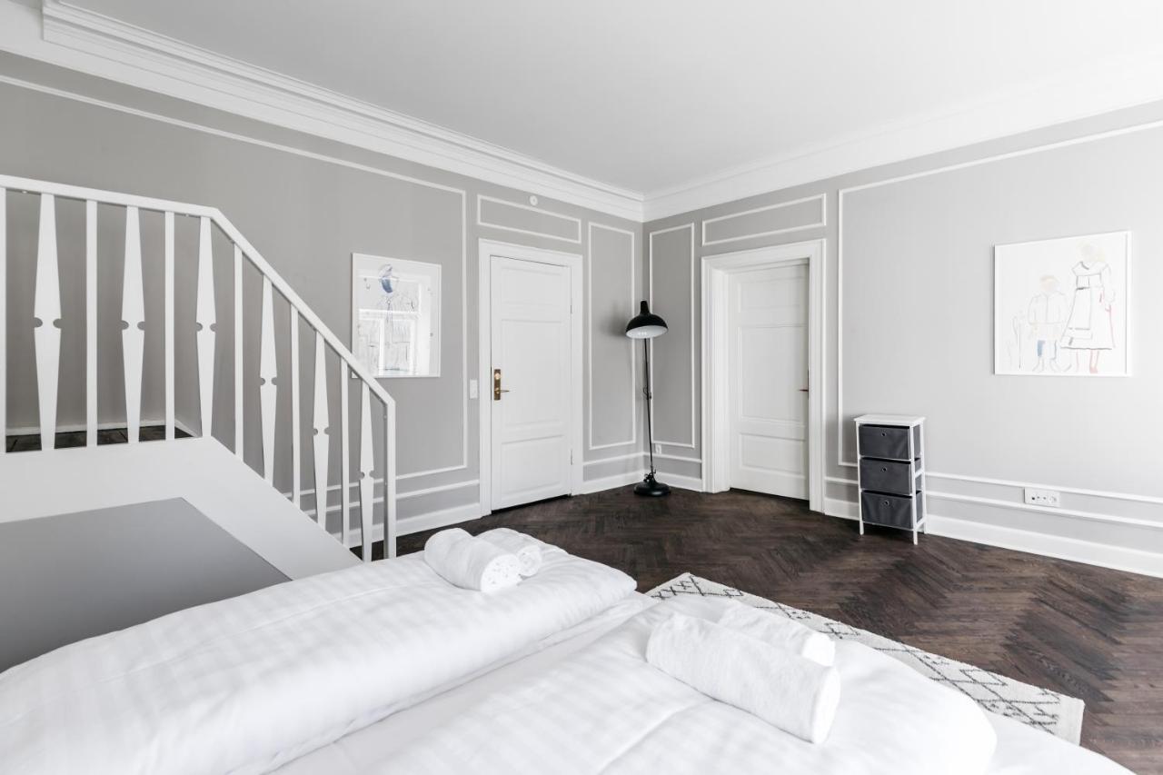 Hauser Luxury