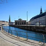 Sanders Merchant - Cute Two-Bedroom Apartment In Center Of Copenhagen