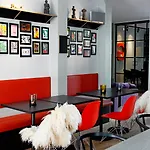 Ibsens Hotel