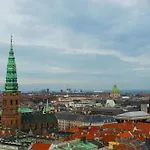 Beautiful One-Bedroom Flat In Cph City