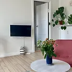 Cph Central Apt / 60M2