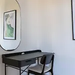 3 Bedroom Apartment In Lovely Area