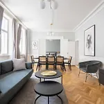 Lavish 4Br Flat In The Heart Of Cph By The Canals