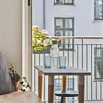 Central 2Br Lejlighed I Kobenhavn K M Terrasse