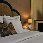 Hotel Sanders