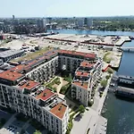 Modern Penthouse With Rooftop In Enghave Brygge