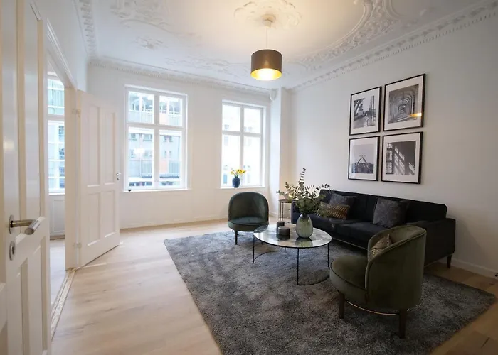 Absolute Deluxe Apartment on Kongens Nytorv