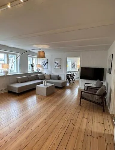 Carolinas Apartments - Gammelmont 1