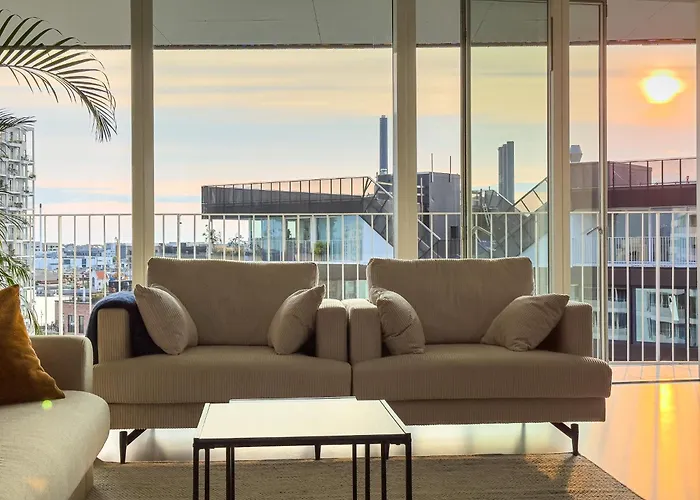 Exclusive Penthouse With Sunset Views