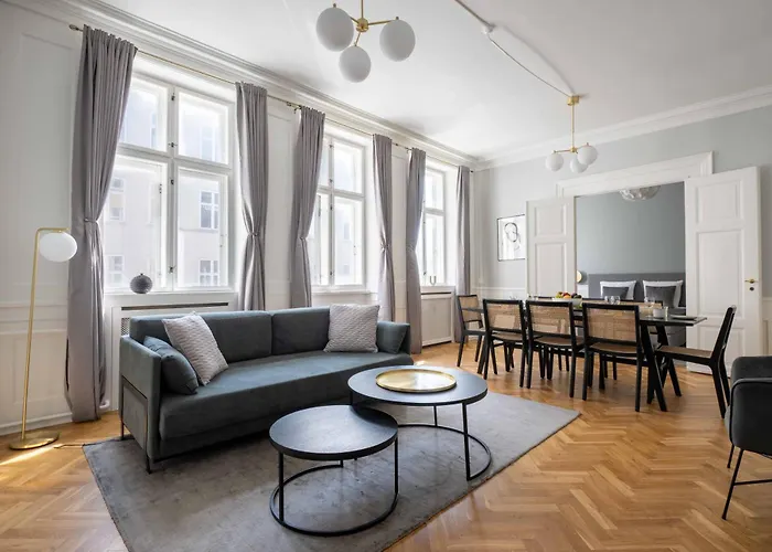 Lavish 4Br Flat In The Heart Of Cph By The Canals