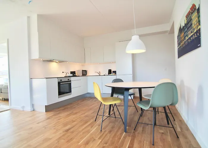 Great 2-Bed W Balconies And Awazing Views