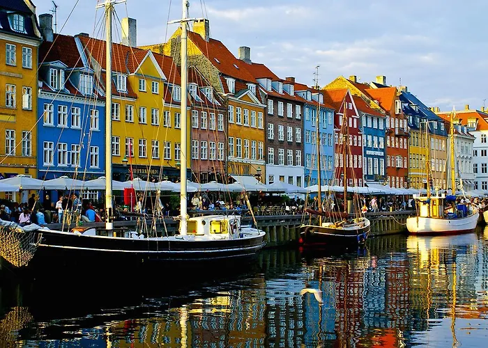 Beautiful Apartment In Nyhavn, 120 Sqm