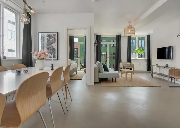 Nord Collection - 4 Bedroom Hotel Apartment