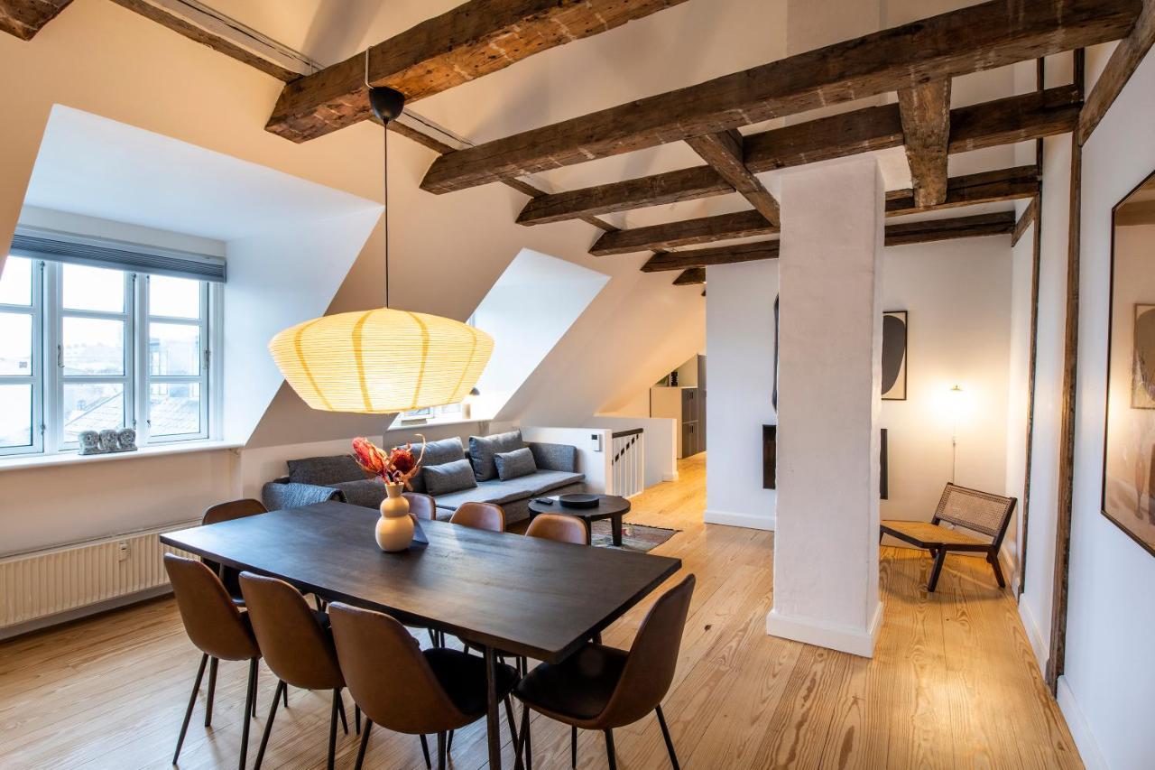 Town Hall Penthouse By Daniel&jacob's Lejlighed *