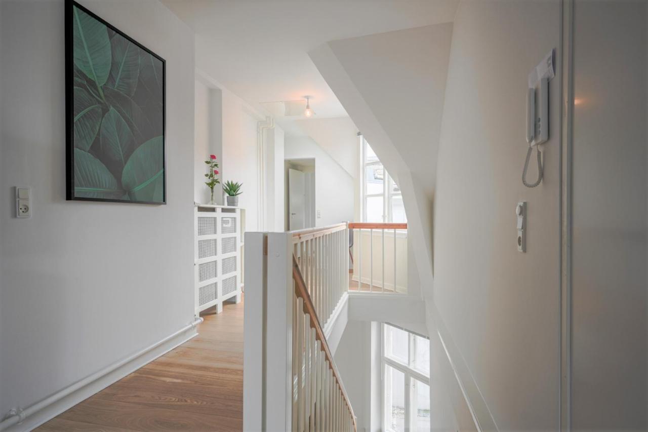 Sanders Merchant - Dreamy Three-bedroom With Terrace Apartment *