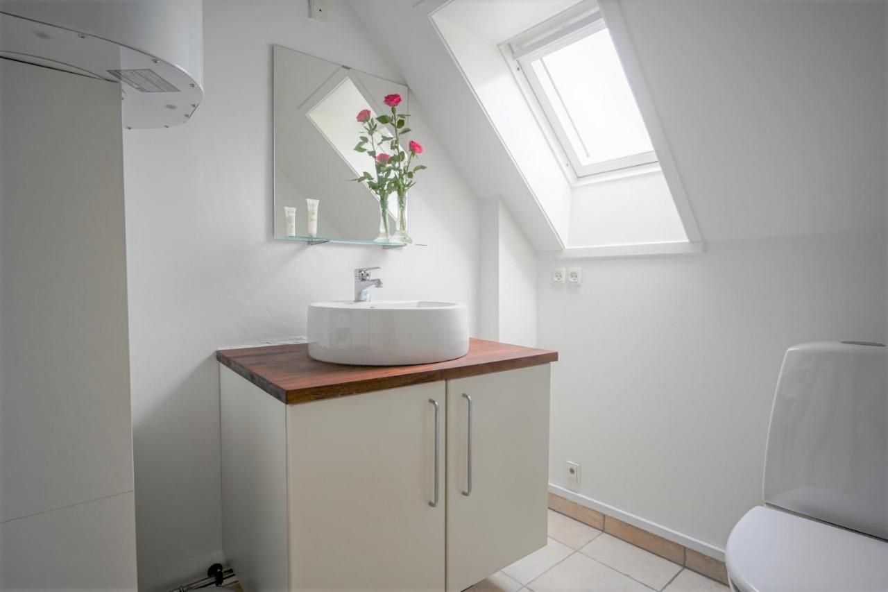 Sanders Merchant - Dreamy Three-bedroom With Terrace *