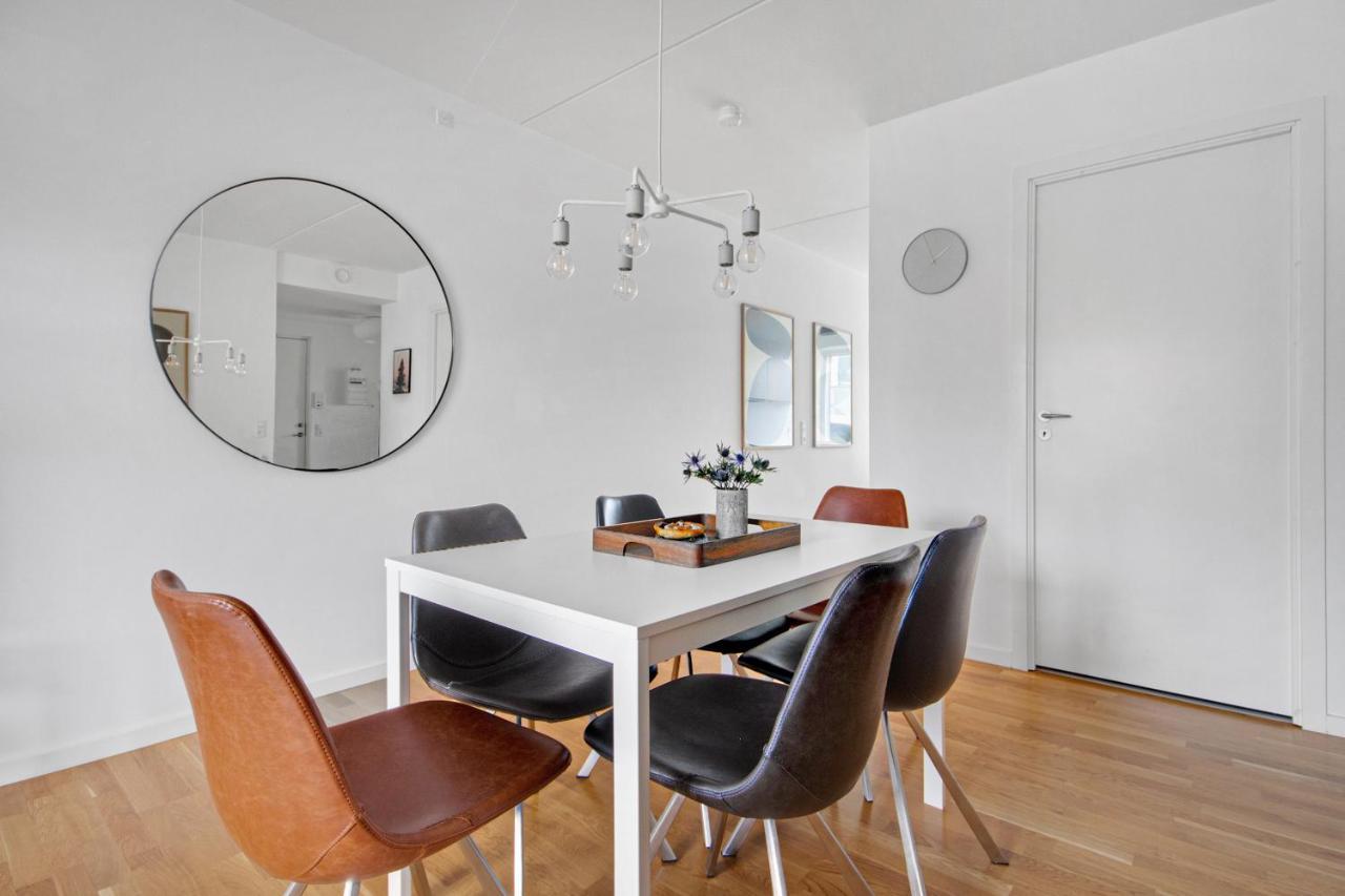 Modern 1-bedroom With A Balcony In Orestad * Kopenhagen