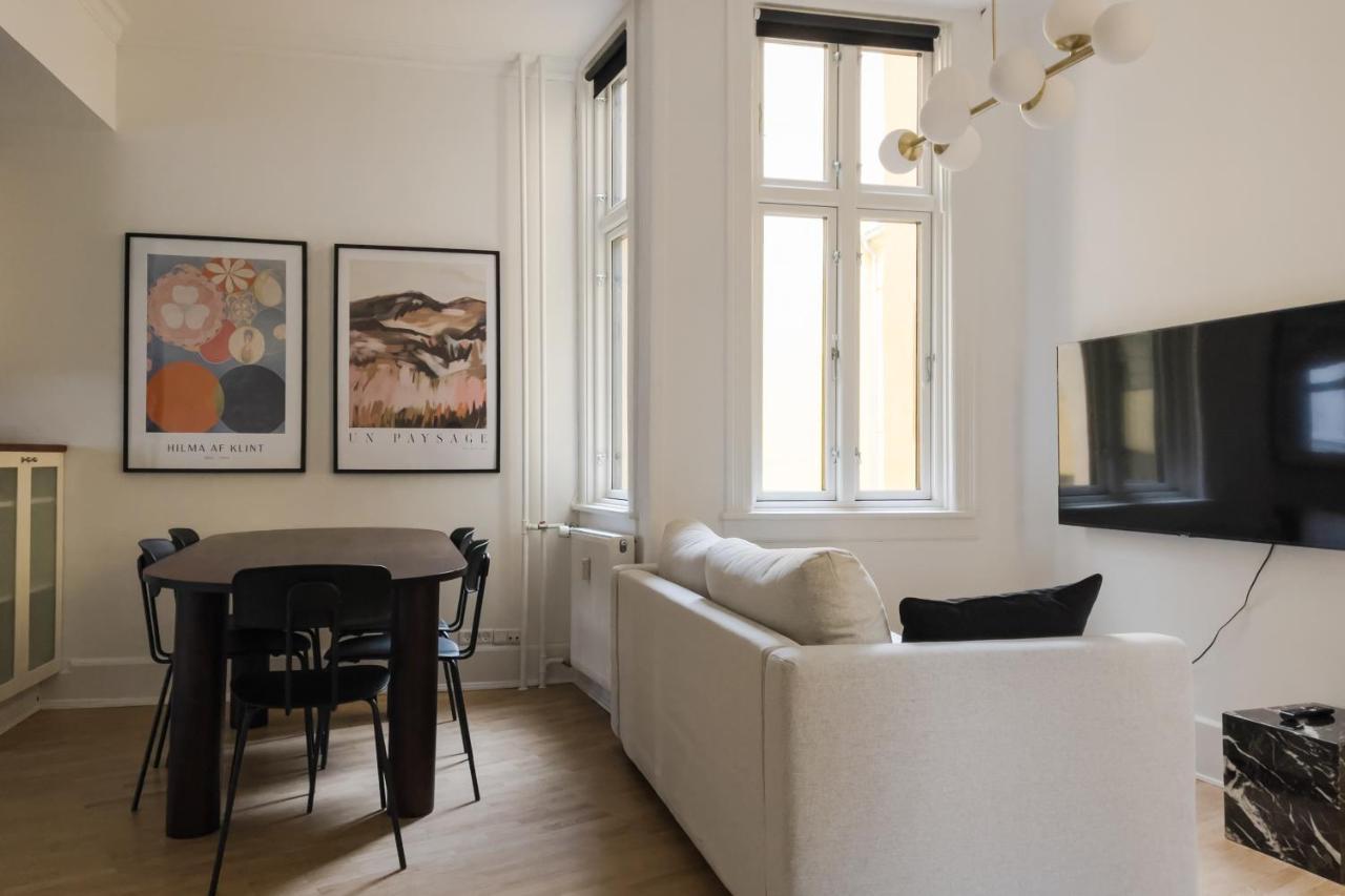 Perfect Flats In Superb Location By Stroget, The Metro & Attractions *