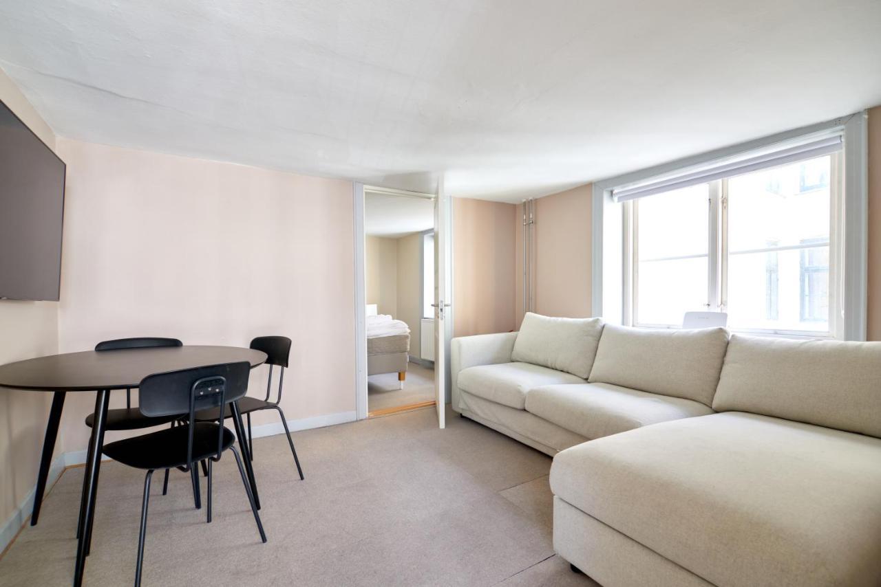 Appartamento Balcony Apt - Center, 50m To The Metro *