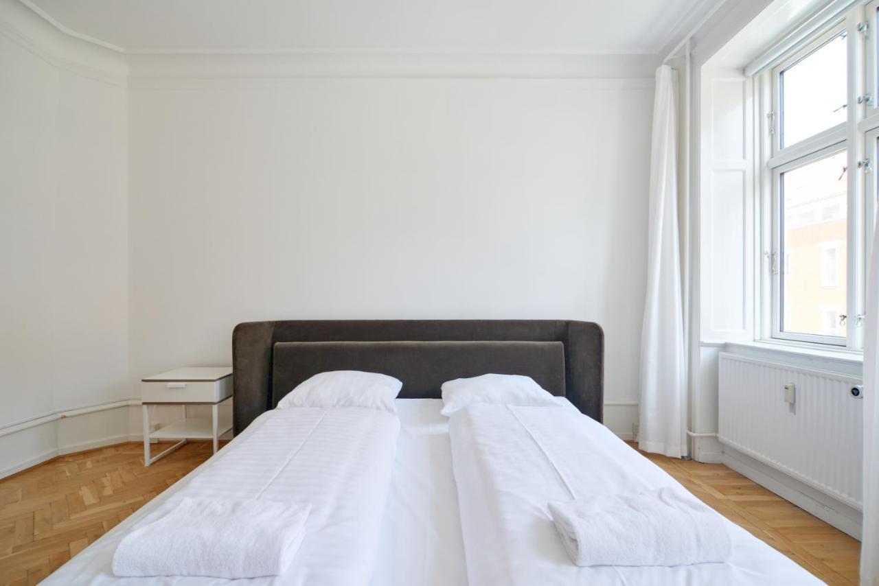 Xl Flat W 3 Bedrooms By Kings Garden In Cph *