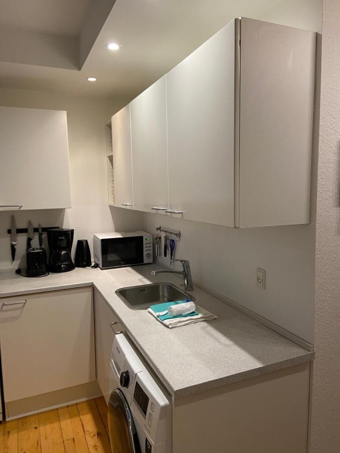 Apartment Bright 2-bedroom In Sophisticated Frederiksberg *