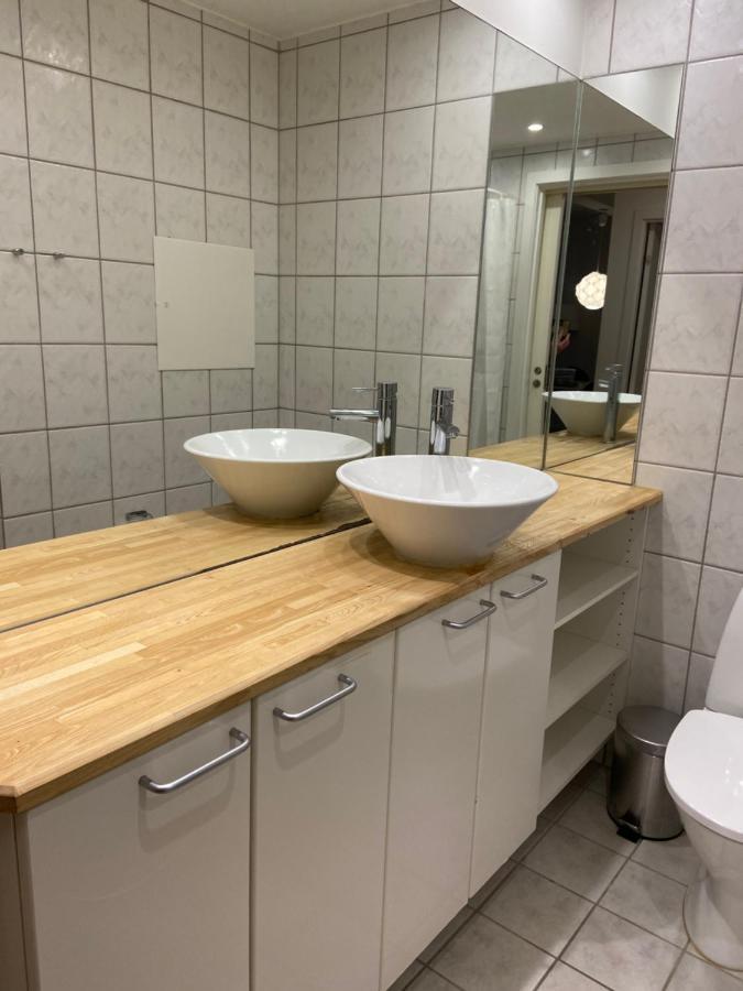 Bright 2-bedroom In Sophisticated Frederiksberg
